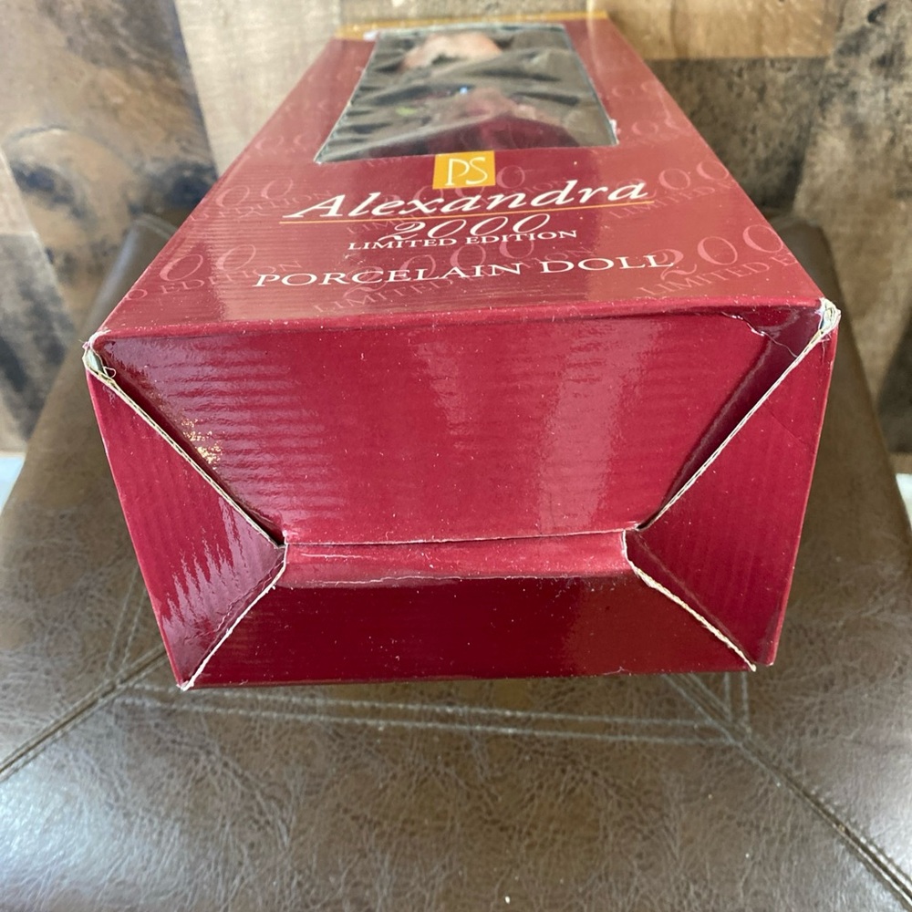 Alexandra 2000‎ Limited Edition Porcelain Doll Design Original Box Vintage - Picture 16 of 16